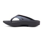 OOFOS Unisex OOriginal Sport Flip Flops in Graphite - Image 4