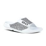 OOFOS Unisex Ooahh Sports Flex Sandals in White Labyrinth